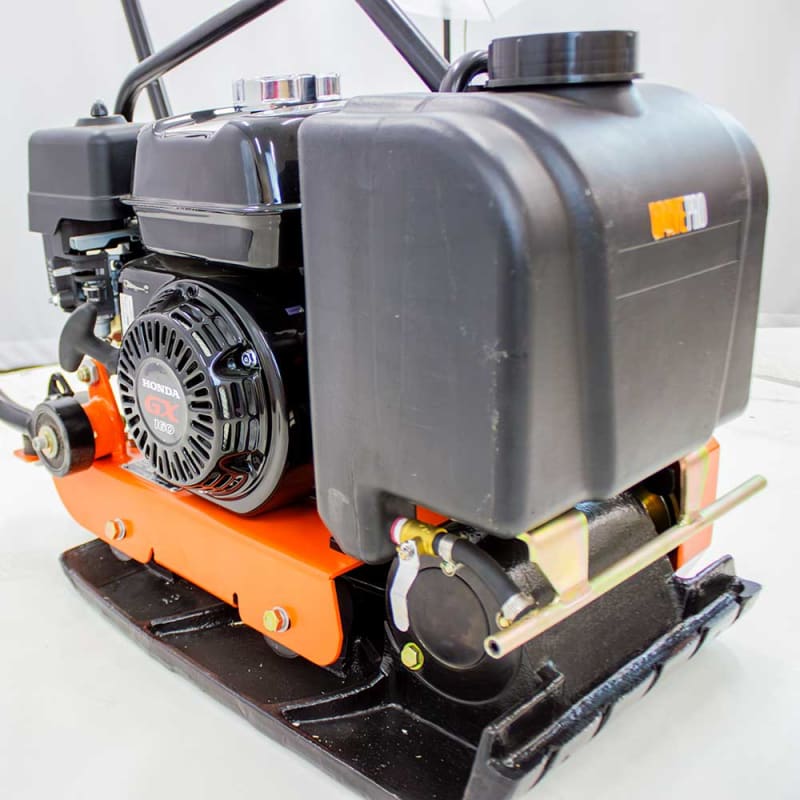 BravePro Forward Plate Compactor | 14 In. | Rubber Mat, Tank, and Wheel Kit | Honda GX160 - Image 5