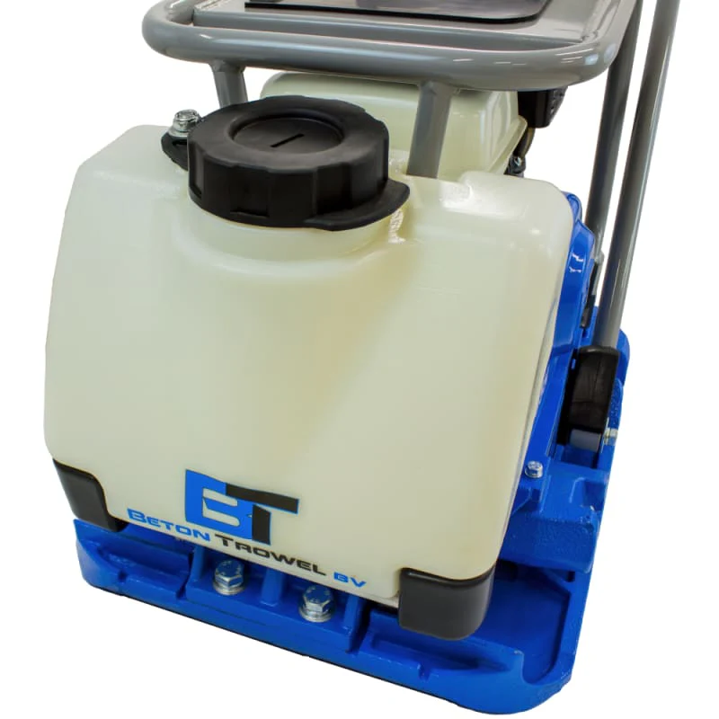 BT Forward Plate Compactor | 20-in. | GX160 | With Water Tank - Image 16