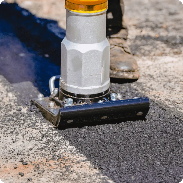 3 HP Honda Vibratory Rammer Tamper with Honda GX100 Engine 3350 lbs/ft W/ Free Vibration Impact Ironclad Gloves - Image 11